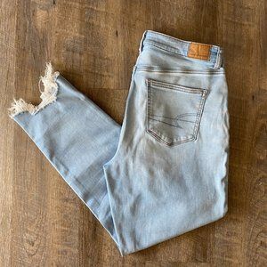 American Eagle Soft Knit Stretchy Mom Jean Fringe Jeans Size 10 Regular